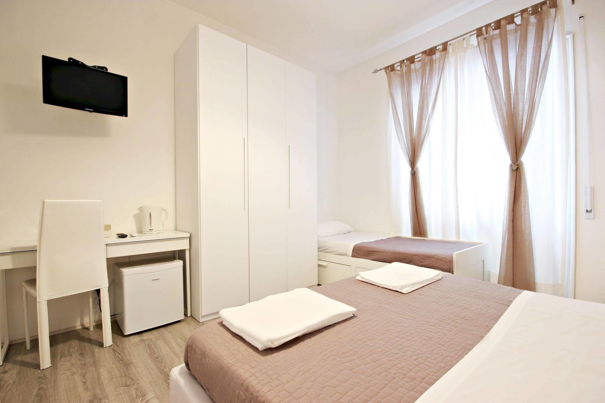 Bed and Breakfast Le Piazze Di Roma Экстерьер фото