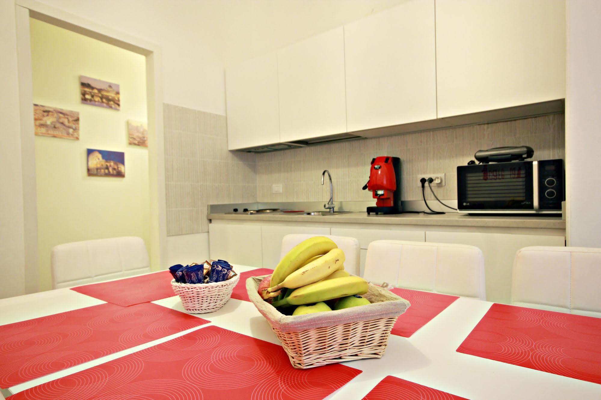 Bed and Breakfast Le Piazze Di Roma Экстерьер фото